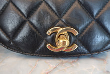 Load image into Gallery viewer, CHANEL Matelasse Waist bag Lambskin  Black/Gold hadware Waist bag 600070154
