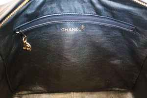 CHANEL Matelasse fringe chain shoulder bag Lambskin Black/Gold hadware Shoulder bag 700100054