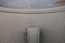 将图片加载到图库查看器，HERMES  EVELYNE TPM Clemence leather Beton B刻印 Shoulder bag 700060257
