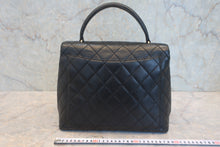 将图片加载到图库查看器，CHANEL/香奈儿 CF 梯形 手提包 荔枝皮 Black/Gold hadware(黑色/金色金属) 手提包 800030073
