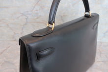 画像をギャラリービューアに読み込む, HERMES／エルメス ケリー32 ボックスカーフ ブラック 〇X刻印 ショルダーバッグ 700070202
