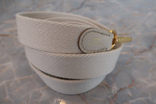 将图片加载到图库查看器，HERMES  EVELYNE TPM Clemence leather Beton B刻印 Shoulder bag 700060257
