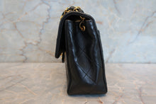 Load image into Gallery viewer, CHANEL Mini Matelasse single flap chain shoulder bag Lambskin Black/Gold hadware Shoulder bag 700100064
