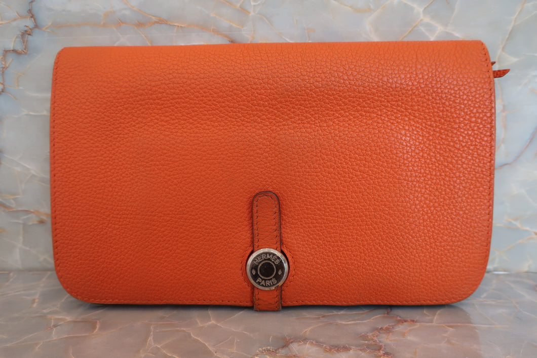 HERMES／エルメス ドゴンGM トゴ オレンジ □I刻印 財布 700020126