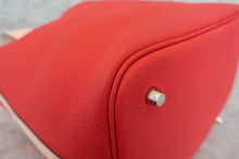 将图片加载到图库查看器，HERMES PICOTIN LOCK CASAQUE MM Clemence leather/Swift leather Rouge tomate/Rose Eglantine X刻印 Hand bag 700060244
