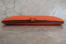 画像をギャラリービューアに読み込む, HERMES／エルメス ドゴンGM トゴ オレンジ □I刻印 財布 700020126
