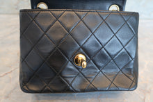 Load image into Gallery viewer, CHANEL Mini Matelasse single flap chain shoulder bag Lambskin Black/Gold hadware Shoulder bag 700100064
