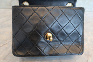 CHANEL Mini Matelasse single flap chain shoulder bag Lambskin Black/Gold hadware Shoulder bag 700100064