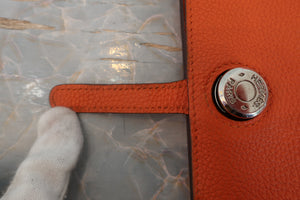 HERMES／エルメス ドゴンGM トゴ オレンジ □I刻印 財布 700020126