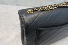 画像をギャラリービューアに読み込む, CHANEL/シャネル Vステッチチェーンショルダーバッグ ラムスキン ブラック/ゴールド金具 ショルダーバッグ 800030065
