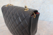 Load image into Gallery viewer, CHANEL Big CC mark chain shoulder bag Lambskin Black/Gold hadware Shoulder bag 600090045
