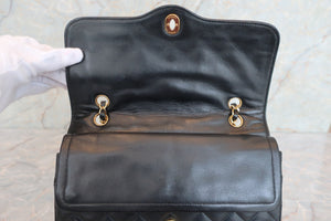 CHANEL Paris Limited Matelasse double flap chain shoulder bag Lambskin Black/Gold hadware Shoulder bag 600050067