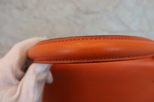 将图片加载到图库查看器，HERMES KELLY 32 Gulliver leather Orange 〇W刻印 Shoulder bag 800040080
