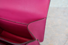 Load image into Gallery viewer, HERMES CONSTANCE3 24 Evercolor leather Rose purple C Engraving Shoulder bag 700050095
