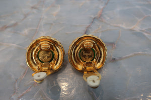 CHANEL Round earring Gold plate Gold Earring 600090058