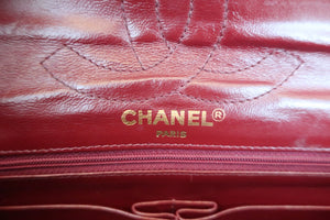 CHANEL Paris Limited Matelasse double flap chain shoulder bag Lambskin Black/Gold hadware Shoulder bag 600050067