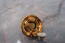 Load image into Gallery viewer, CHANEL Round earring Gold plate Gold Earring 600090058
