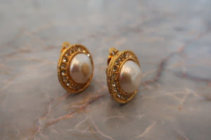 CHANEL CC mark round earrings Gold plate Gold Earring 600090061