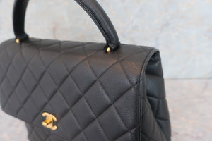 CHANEL Matelasse trapezoid hand bag Caviar skin Black/Gold hadware Hand bag 600050057
