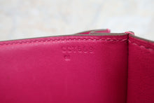 Load image into Gallery viewer, HERMES CONSTANCE3 24 Evercolor leather Rose purple C Engraving Shoulder bag 700050095

