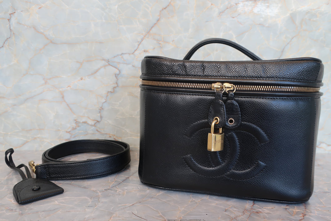 CHANEL/シャネル ココマーク2WAYバニティ キャビアスキン ブラック/ゴールド金具 バニティ 700110089