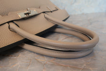 Load image into Gallery viewer, HERMES BIRKIN 30 Togo leather Gris tourterelle □N Engraving Hand bag 700070012
