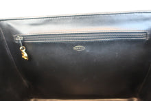 Load image into Gallery viewer, CHANEL Vicolore vanity Lambskin Black/Gold hadware Vanity 600070191
