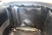 画像をギャラリービューアに読み込む, CHANEL/シャネル ココマーク2WAYバニティ キャビアスキン ブラック/ゴールド金具 バニティ 700110089
