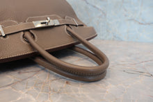 Load image into Gallery viewer, HERMES BIRKIN 30 Clemence leather Etoupe gray □H Engraving Hand bag 800020023
