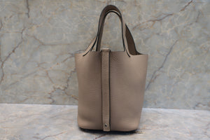 HERMES／エルメス ピコタンロックＰＭ トリヨンクレマンス トゥルティエールグレー □O刻印 ハンドバッグ 700080230