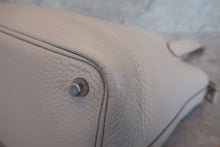 Load image into Gallery viewer, HERMES PICOTIN LOCK PM Clemence leather Pearl gray Y Engraving Hand bag 700120137
