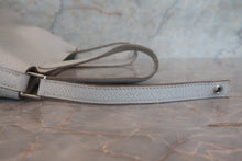 Load image into Gallery viewer, HERMES PICOTIN LOCK PM Clemence leather Pearl gray Y Engraving Hand bag 700120137
