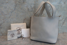 将图片加载到图库查看器，HERMES PICOTIN LOCK MM Clemence leather Pearl gray □P刻印 Hand bag 600110112
