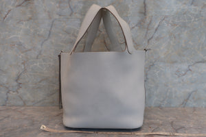 HERMES PICOTIN LOCK MM Clemence leather Pearl gray □P刻印 Hand bag 600110112