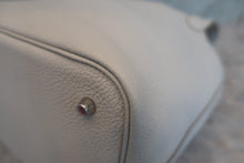 将图片加载到图库查看器，HERMES PICOTIN LOCK MM Clemence leather Pearl gray □P刻印 Hand bag 600110112
