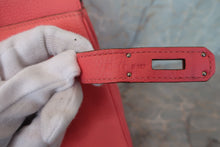 Load image into Gallery viewer, HERMES BIRKIN 30 Togo leather Rose lipstick □Q Engraving Hand bag 700100070
