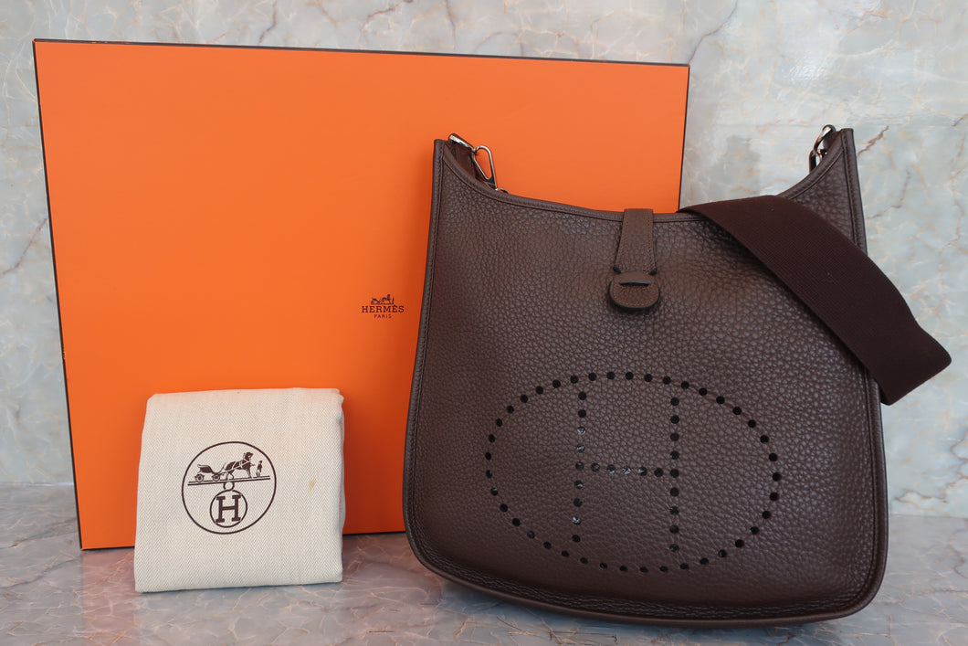 HERMES／エルメス エブリン2GM トリヨンクレマンス ショコラ □L刻印 ショルダーバッグ 700070259
