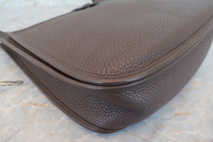 HERMES／エルメス エブリン2GM トリヨンクレマンス ショコラ □L刻印 ショルダーバッグ 700070259