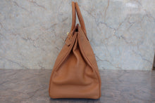 Load image into Gallery viewer, HERMES BIRKIN 40 Graine Couchevel leather Natural □A Engraving Hand bag 800090087
