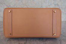 Load image into Gallery viewer, HERMES BIRKIN 40 Graine Couchevel leather Natural □A Engraving Hand bag 800090087
