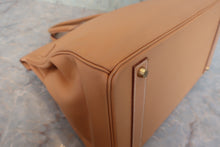 Load image into Gallery viewer, HERMES BIRKIN 40 Graine Couchevel leather Natural □A Engraving Hand bag 800090087
