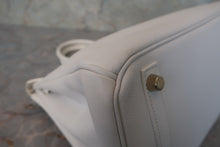 Load image into Gallery viewer, HERMES BIRKIN 30 Epsom leather White □L Engraving Hand bag 700120161
