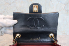 Load image into Gallery viewer, CHANEL Mini Matelasse single flap chain shoulder bag Lambskin Black/Gold hadware Shoulder bag 800040109
