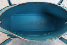 将图片加载到图库查看器，HERMES／BOLIDE 27 Chevre myzore goatskim Turquoise blue □H刻印 Shoulder bag 800030086
