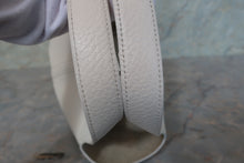 Load image into Gallery viewer, HERMES PICOTIN LOCK PM Clemence leather White D Engraving Hand bag 700100015
