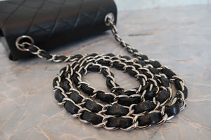 CHANEL/シャネル ミニマトラッセシングルフラップチェーンショルダーバッグ ラムスキン ブラック/シルバー金具 ショルダーバッグ 700090024