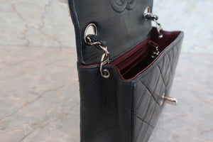 CHANEL/シャネル ミニマトラッセシングルフラップチェーンショルダーバッグ ラムスキン ブラック/シルバー金具 ショルダーバッグ 700090024