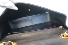 画像をギャラリービューアに読み込む, CHANEL/シャネル 中マトラッセシングルフラップチェーンショルダーバッグ キャビアスキン ブラック/ゴールド金具 ショルダーバッグ 700110066
