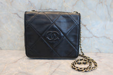 画像をギャラリービューアに読み込む, CHANEL/シャネル ココマークチェーンショルダーバッグ ラムスキン ブラック/ゴールド金具 ショルダーバッグ 800060116
