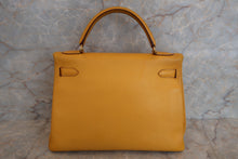 Load image into Gallery viewer, HERMES KELLY 32 Graine Couchevel leather Jaune 〇X Engraving Shoulder bag 500050082
